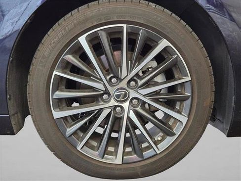Used 2025 Lexus ES 350 w/ Premium Package FWD image 24
