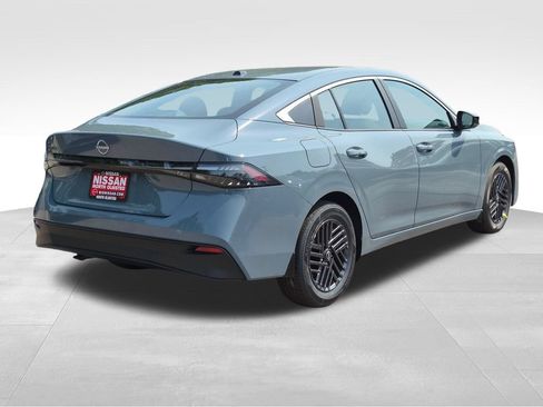 New 2026 Nissan Sentra SV w/ SV Convenience Package FWD image 3