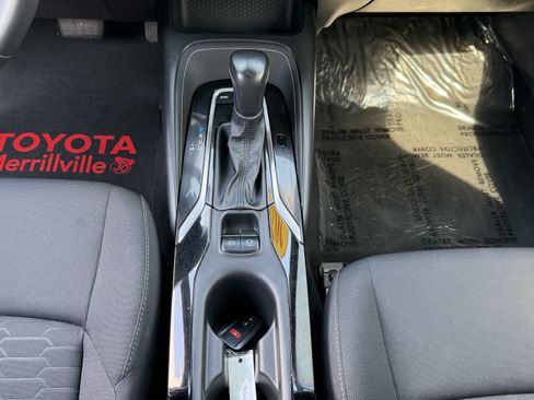 Used 2022 Toyota Corolla SE FWD image 22