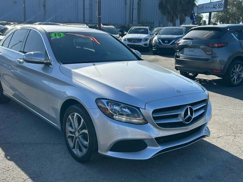 Used 2015 Mercedes-Benz C 300 Sedan image 4
