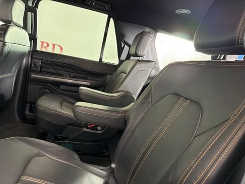 Used 2023 Ford Expedition Platinum AWD/4WD image 13