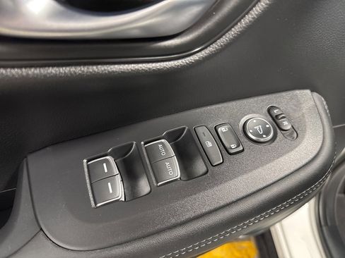 Used 2026 Honda HR-V EX-L image 21