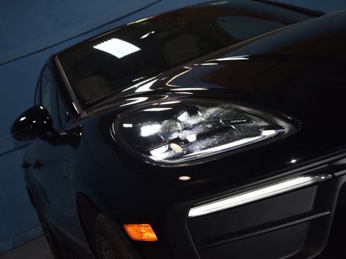 New 2026 Porsche Macan AWD/4WD image 27