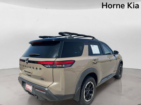 Used 2024 Nissan Pathfinder Rock Creek AWD/4WD image 4