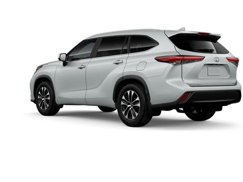 New 2026 Toyota Highlander XLE image 6