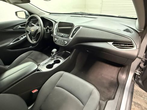 Used 2023 Chevrolet Malibu LT FWD image 14