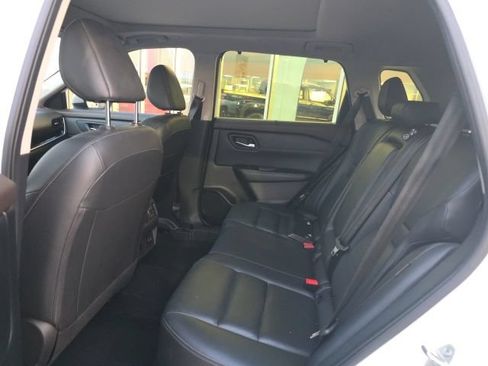 Used 2023 Nissan Rogue SL w/ SL Premium Package FWD image 13
