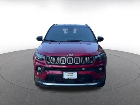Used 2025 Jeep Compass Limited AWD/4WD image 4