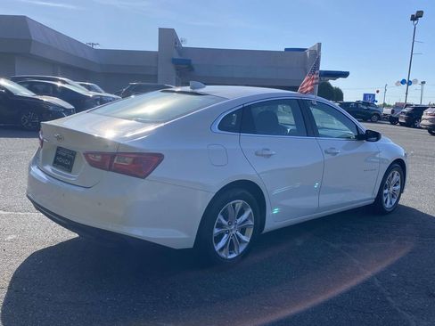 Used 2024 Chevrolet Malibu LT FWD image 5