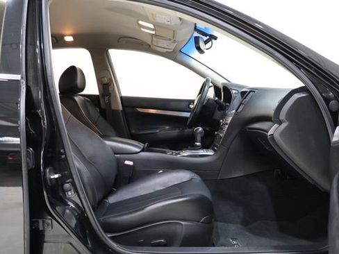 Used 2015 INFINITI Q40 AWD image 34