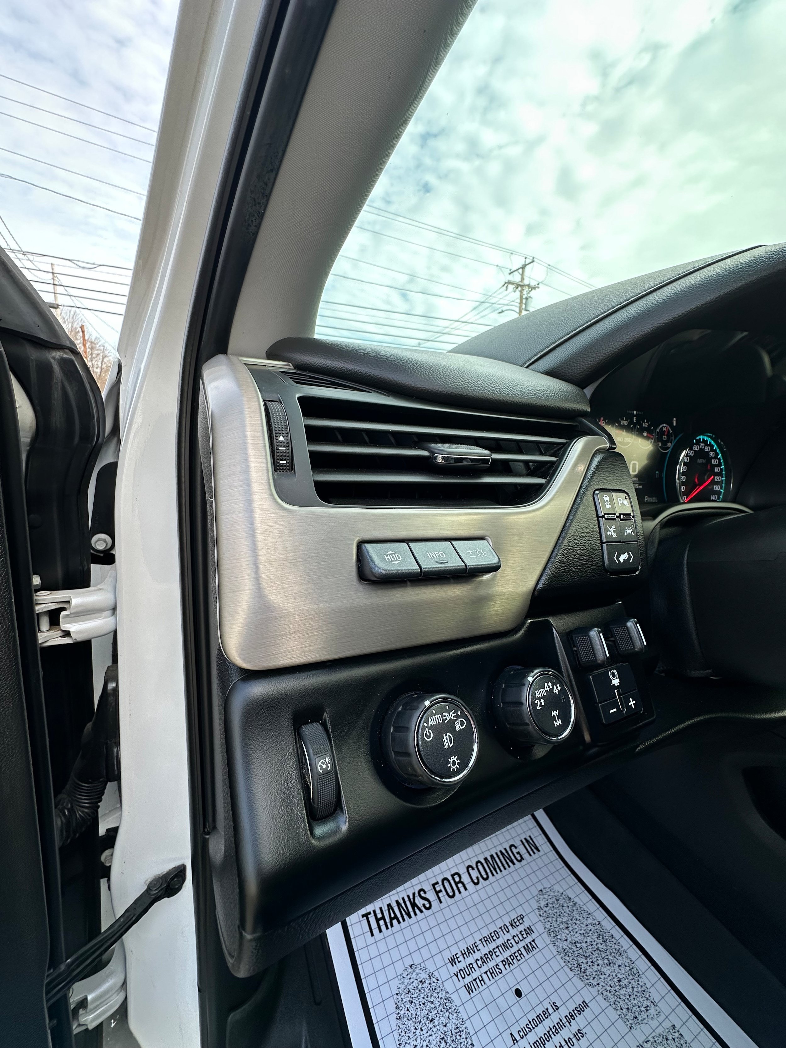 Used 2019 GMC Yukon Denali w/ Denali Ultimate Package AWD/4WD image 18