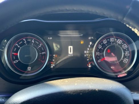 Used 2016 Dodge Challenger SXT w/ Driver Convenience Group image 22