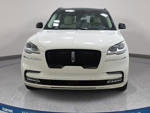 Certified 2023 Lincoln Aviator Black Label AWD/4WD image 2