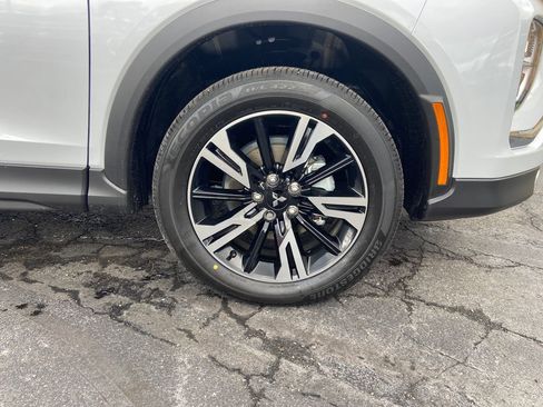 New 2026 Mitsubishi Eclipse Cross SE AWD/4WD image 9