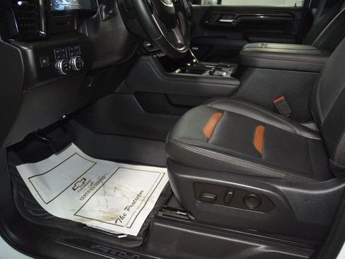Used 2024 GMC Sierra 2500 AT4 w/ AT4 Preferred Package image 44