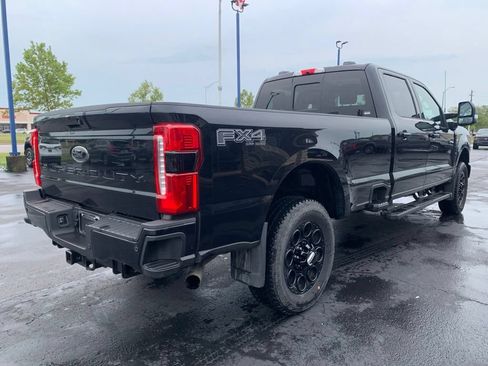 Certified 2024 Ford F350 Lariat w/ Lariat Ultimate Package AWD/4WD image 4