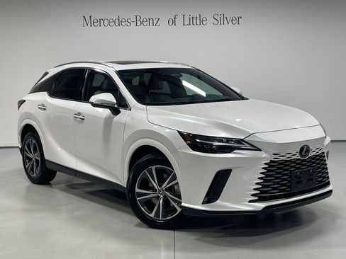 Used 2023 Lexus RX 350 Premium w/ Accessory Package AWD/4WD image 8