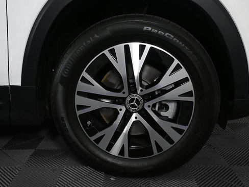 Certified 2025 Mercedes-Benz GLB 250 image 36