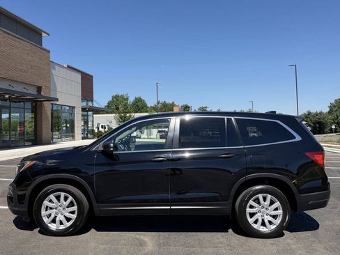 Used 2019 Honda Pilot LX image 2
