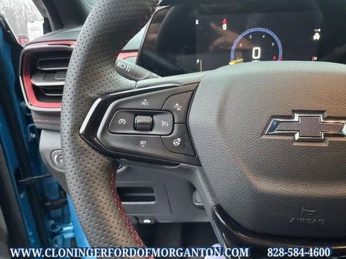 Used 2025 Chevrolet TrailBlazer RS w/ Convenience Package image 19