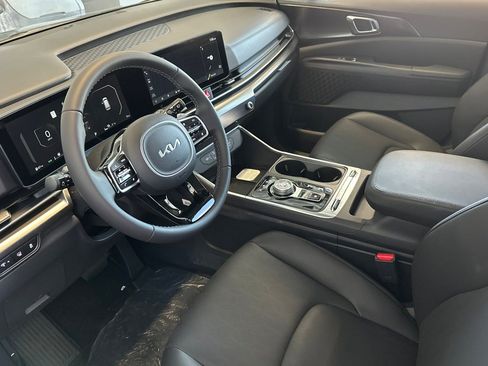 New 2026 Kia Carnival SX FWD image 10
