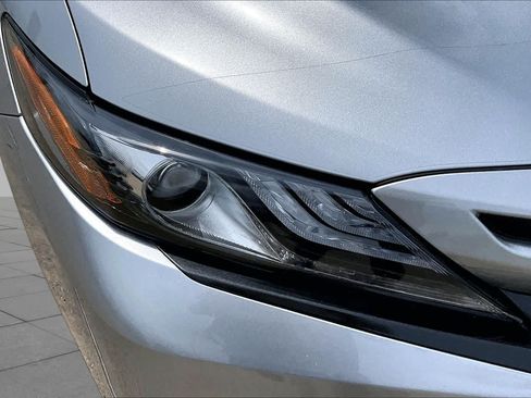 Used 2023 Toyota Camry XSE FWD image 27