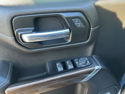 Used 2019 Chevrolet Silverado 1500 RST image 19