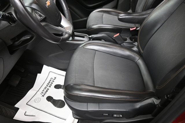 Used 2019 Chevrolet Trax LT FWD image 15