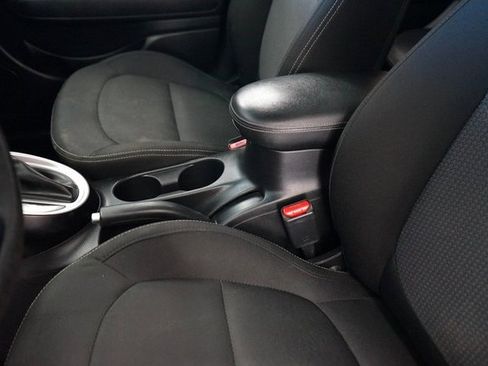 Used 2019 Kia Soul + image 24