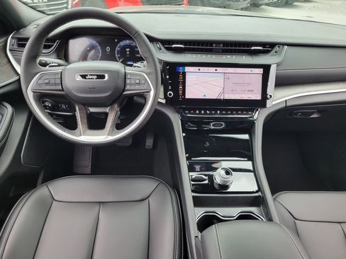 New 2026 Jeep Grand Cherokee L Limited w/ Limited Altitude Package image 4