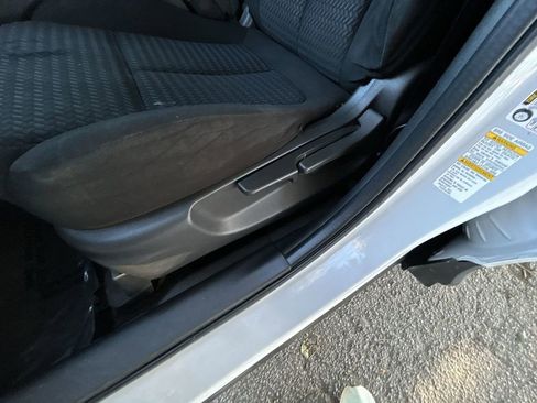 Used 2022 Mitsubishi Eclipse Cross LE image 13