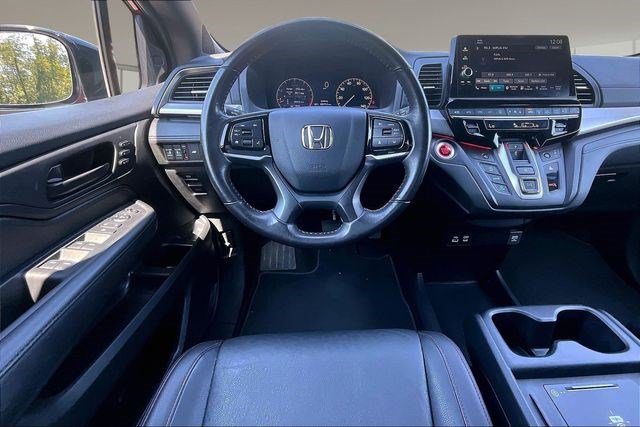 Certified 2025 Honda Odyssey Sport-L image 8