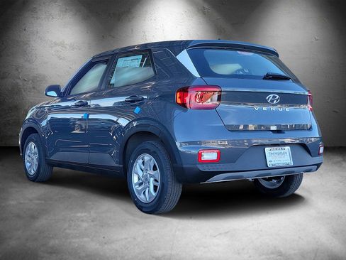 New 2026 Hyundai Venue SE FWD image 4