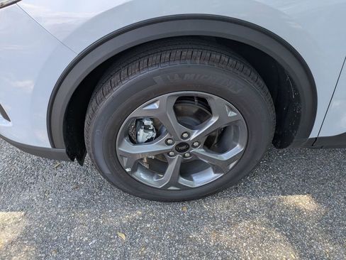 New 2025 Ford Escape ST-Line w/ Equipment Group 301A image 34