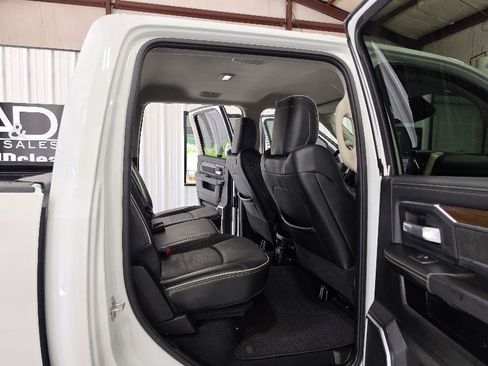Used 2024 RAM 2500 Laramie w/ Safety Group AWD/4WD image 14