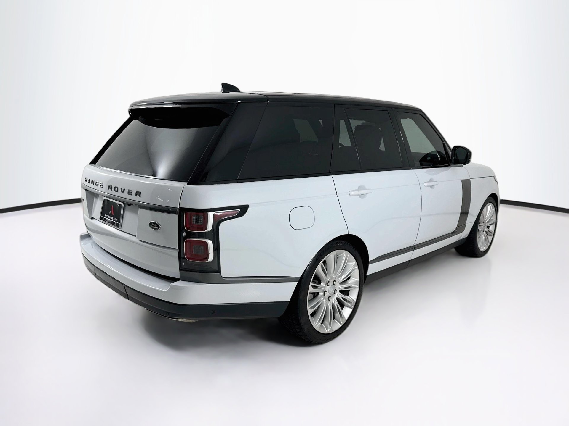 Used 2019 Land Rover Range Rover Supercharged AWD/4WD image 8