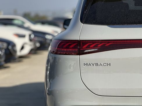 New 2025 Mercedes-Benz Maybach EQS 680 4MATIC image 8