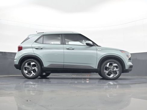 New 2026 Hyundai Venue SEL FWD image 24