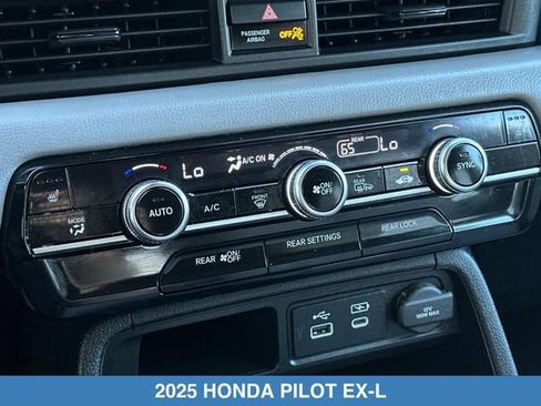 Certified 2025 Honda Pilot EX-L image 24