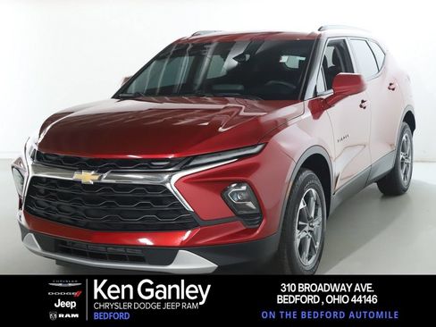 Used 2024 Chevrolet Blazer LT w/ Convenience Package FWD image 1