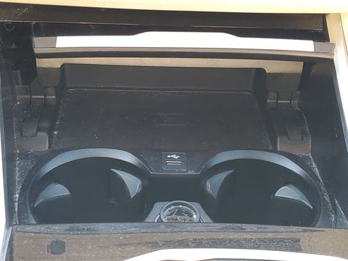 Used 2024 BMW 430i Convertible w/ Convenience Package image 30