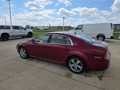 Used 2011 Chevrolet Malibu LT FWD image 5