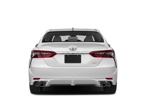 Used 2024 Toyota Camry XSE FWD image 11