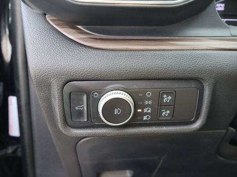 Used 2020 Ford Explorer Limited RWD image 11