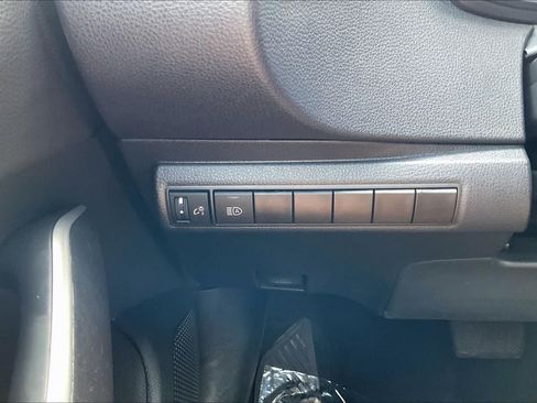Used 2024 Toyota Corolla SE FWD image 32