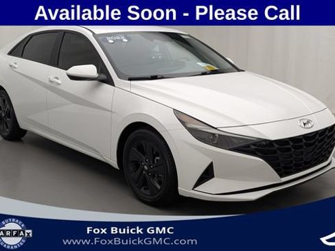 Used 2022 Hyundai Elantra Blue w/ Cargo Package FWD image 3