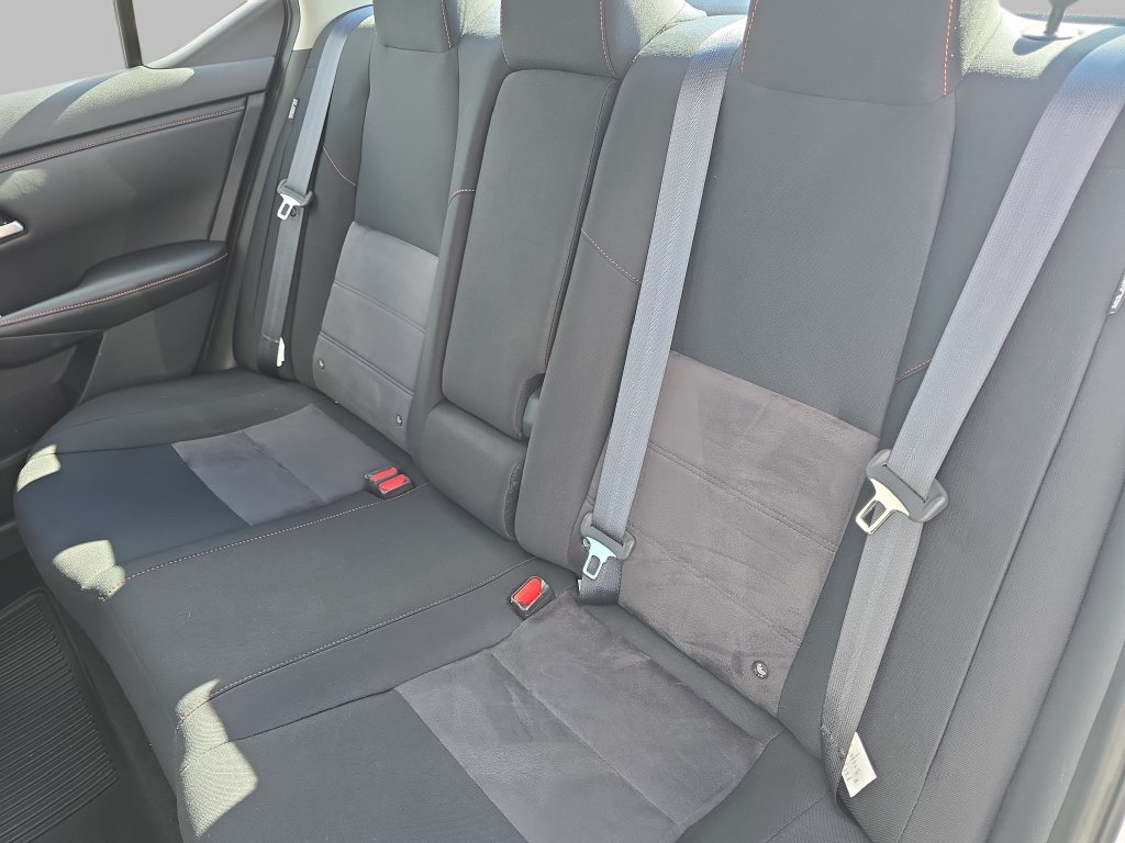 Used 2024 Nissan Sentra SR FWD image 14