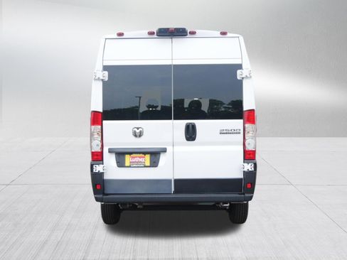 Used 2023 RAM ProMaster 2500 FWD image 6
