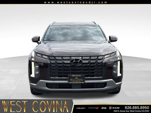 Used 2023 Hyundai Palisade Limited FWD image 3