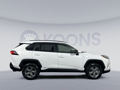 Used 2024 Toyota RAV4 LE image 12